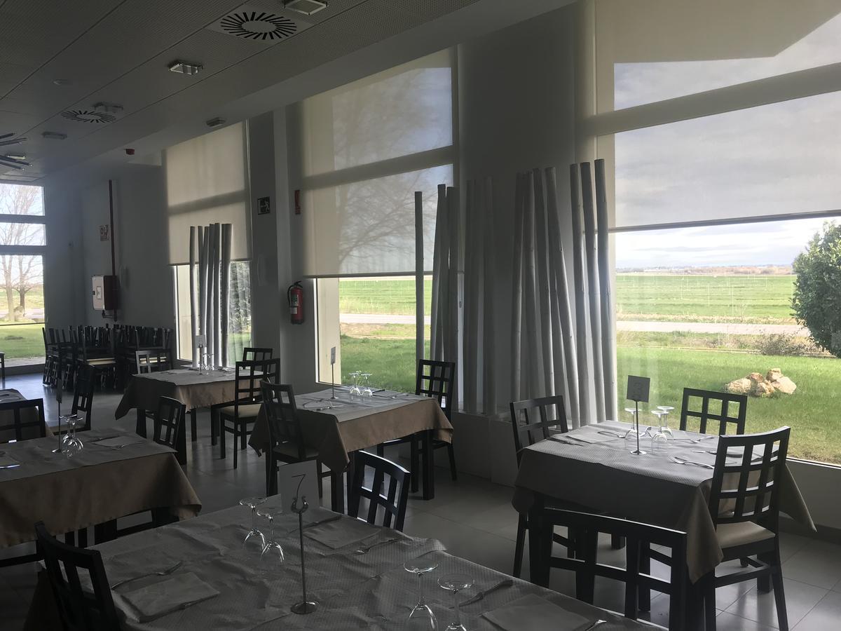 Hotel Sekia Ejea De Los Caballeros Εξωτερικό φωτογραφία